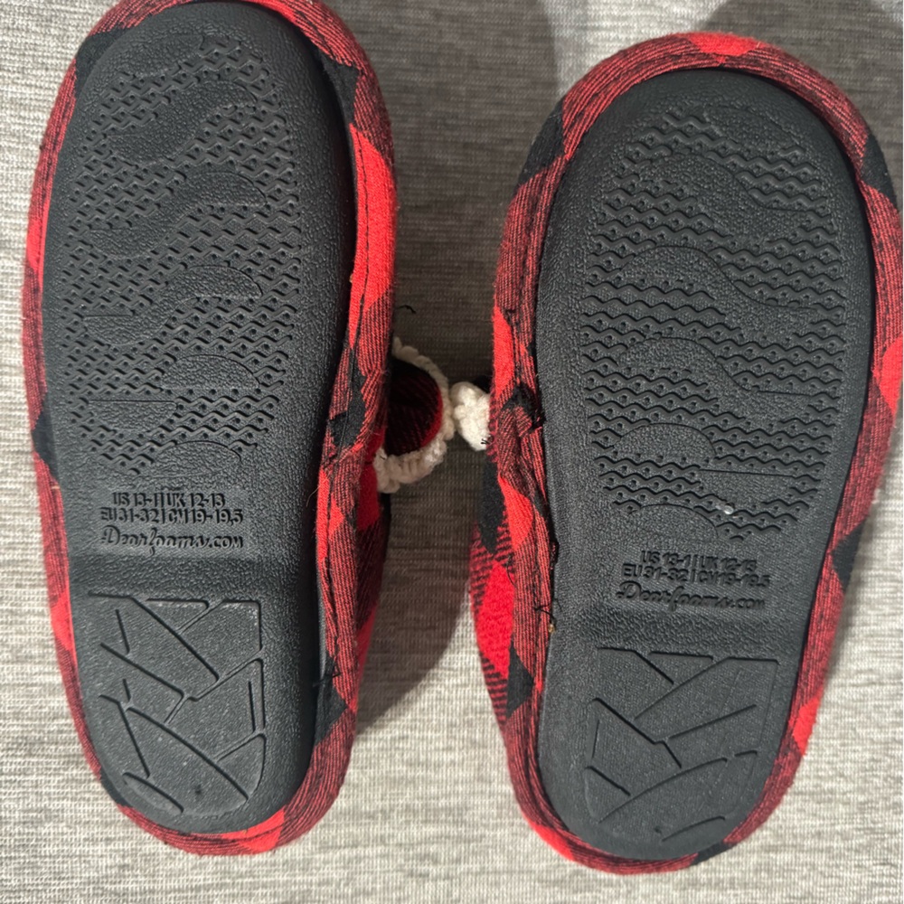 Dearfoams Kids Buffalo Plaid Sherpa Slippers | Bear & Lil Bear - Picture 3 of 3